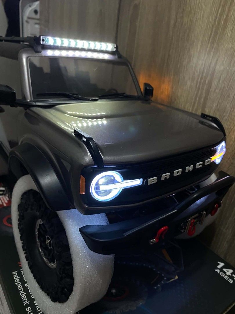 WL TOYS Bronco High end Rc car Brushless Version (Category: Remote Control Toys) located in Paranaque City. Submitted by newhobbieshop (Listing ID 1464345092, Image 3). Description: used for 2 times only has sign of used normal for 2nd hand but still intact and kinda new too big for my room.