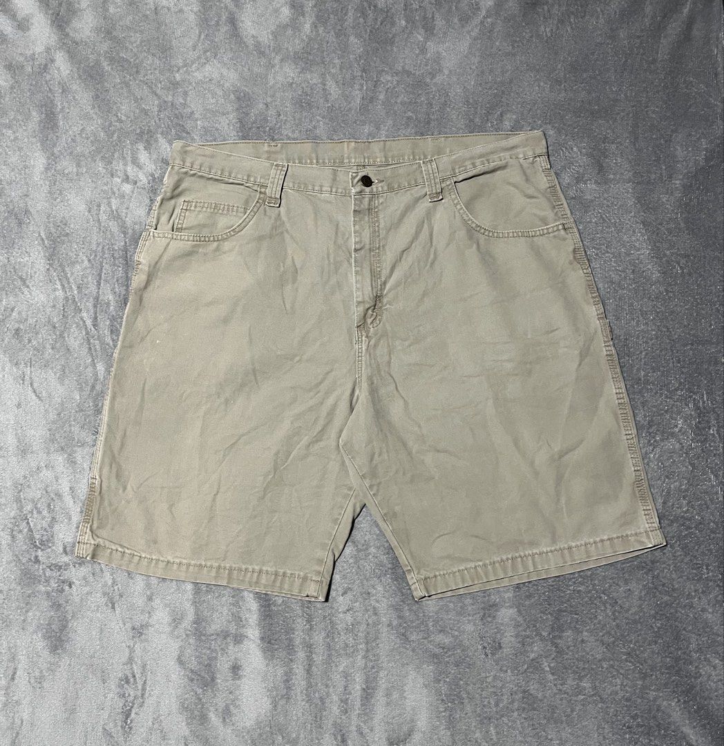 WRANGLER CARPENTER JORTS (Category: Shorts) located in Nabua. Submitted by nopfinds (Listing ID 1464272253, Image 1). Description: WRANGLER CARPENTER JORTS WAIST-40 LENGTH-22 HEM-12.5 MINE FOR🔖₱450+sf EXCELLENT CONDITION COLOR MAY VARY DUE TO LIGHTING NEEDS WASH.