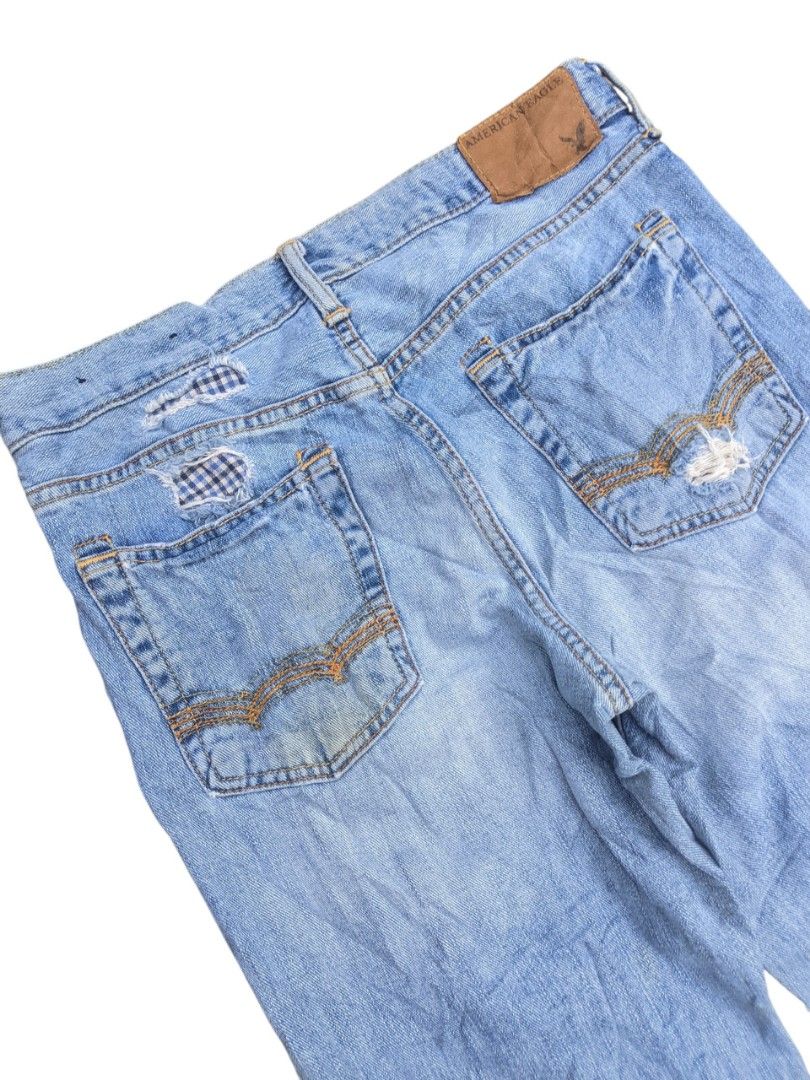 Y2k American eagle men's bootcut size 34 (Category: Jeans) located in Kapalong. Submitted by hashhthrift (Listing ID 1464223158, Image 3). Description: American eagle bootcut distress size 34 length 42 thigh 12.5 hem 9.8 rise 13.4.