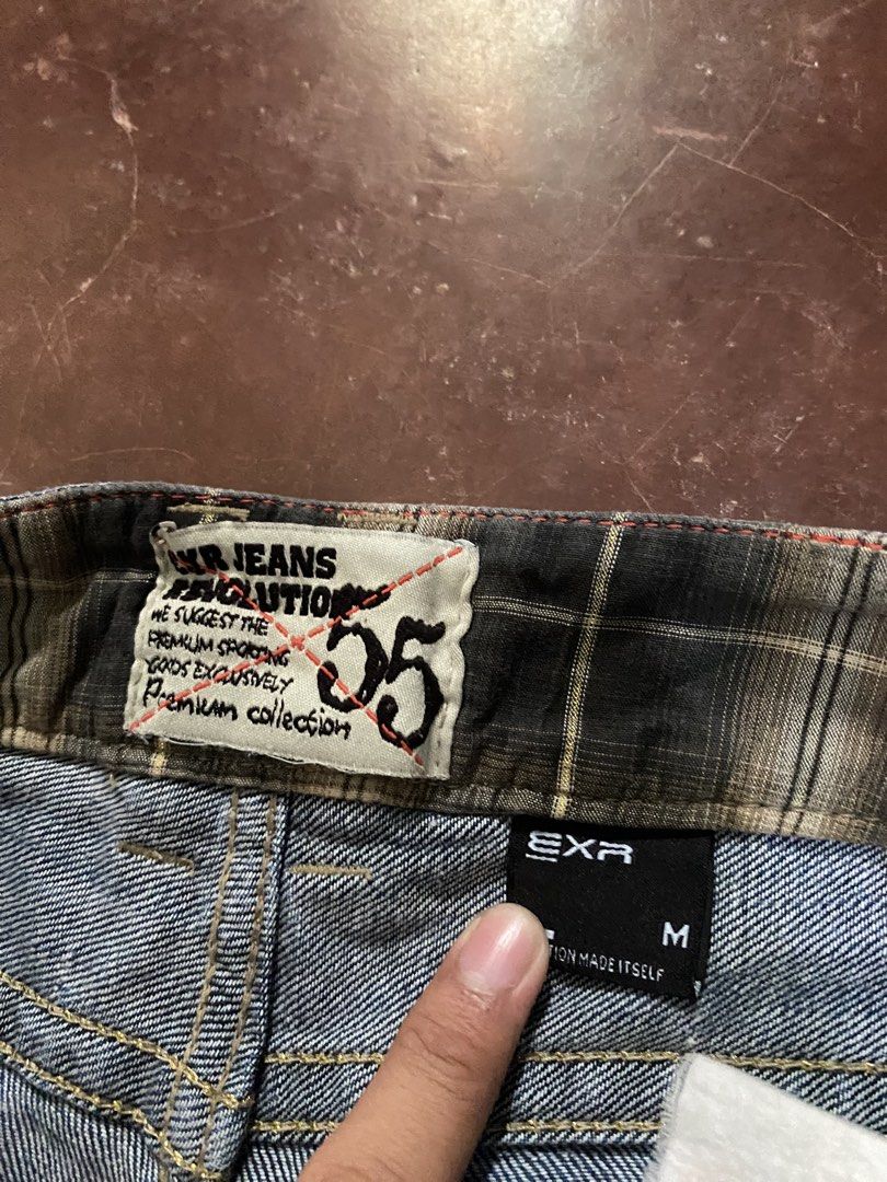 Y2k Exe Revolution Low~Rise Bootcut (Category: Jeans) located in Malita. Submitted by ronnyboi (Listing ID 1464140170, Image 2). Description: W:32 L:34 T:10 H:8 Mine:200.