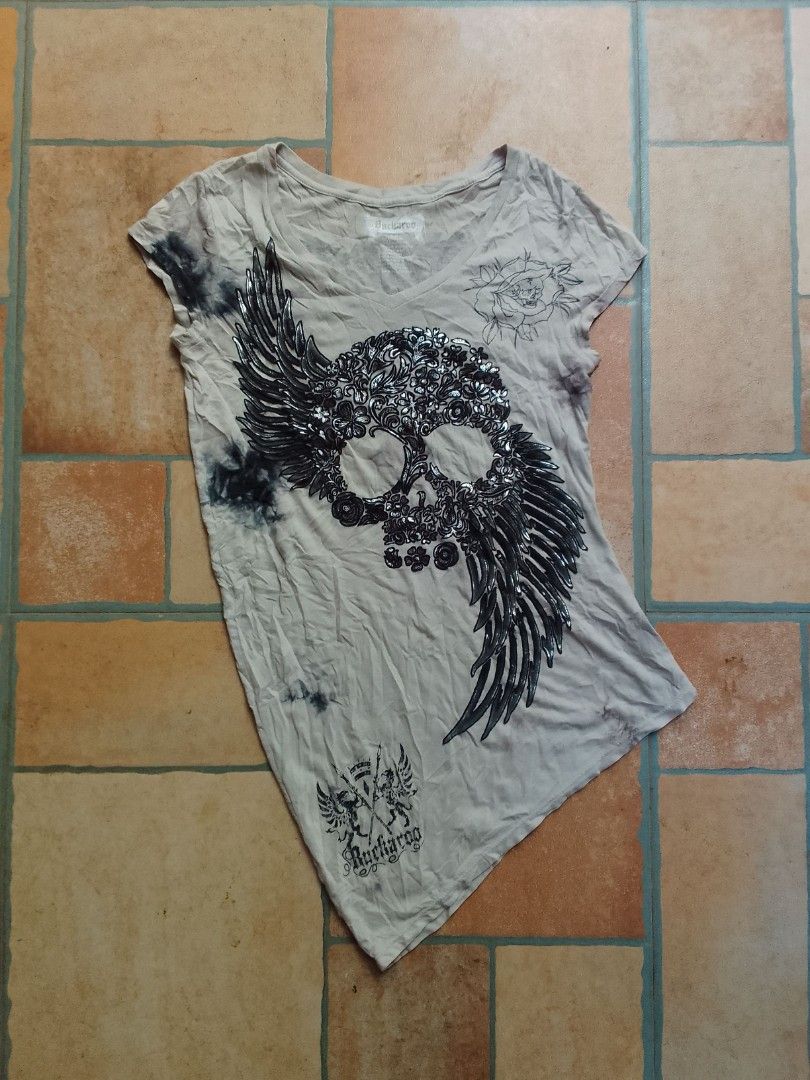Y2K GRUNGE SKULL & WINGS BUCKAROO TOP (Category: Shirts) located in Manila. Submitted by _wtfroza (Listing ID 1464247634, Image 2). Description: 📌size: size XS on tag (fits xs to s) -no issues -in good condition -need thorough wash.