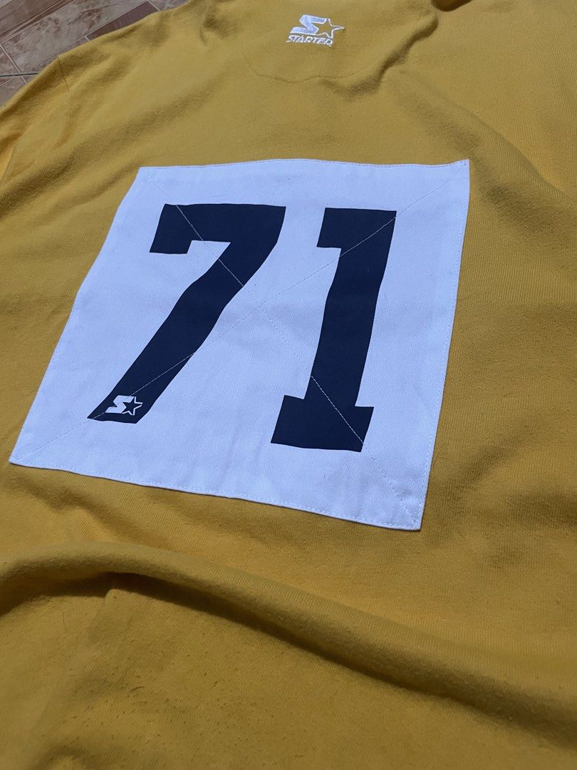 Y2K polo starter (Category: Tshirts & Polo Shirts ) located in Manila. Submitted by trueriver.3b37bc (Listing ID 1464237439, Image 3). Description: [y2k starter polo] • Length | 32 large to xlarge • Width | 21 • Issue | minimal stain and lints • Condition | excellent 🏷️350+sf ___________________________________.