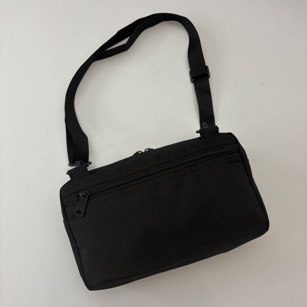 Yoshida Porter (Category: Sling Bags) located in Baliuag. Submitted by northfnds (Listing ID 1464245956, Image 2). Description: .