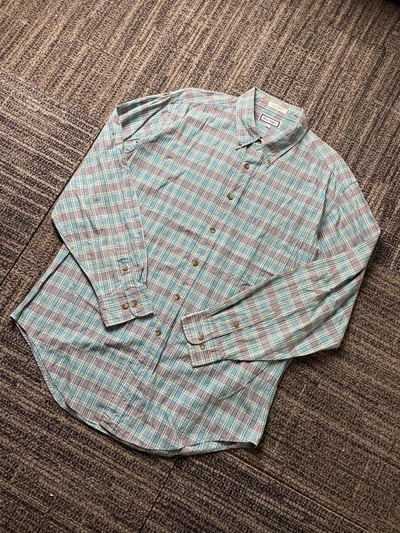 YSL Longsleeve Shirt Stripe (Category: Formal Shirts) located in Manila. Submitted by rdtp2 (Listing ID 1464234151, Image 2). Description: size large 24x31 no flaw good condition 9/10.