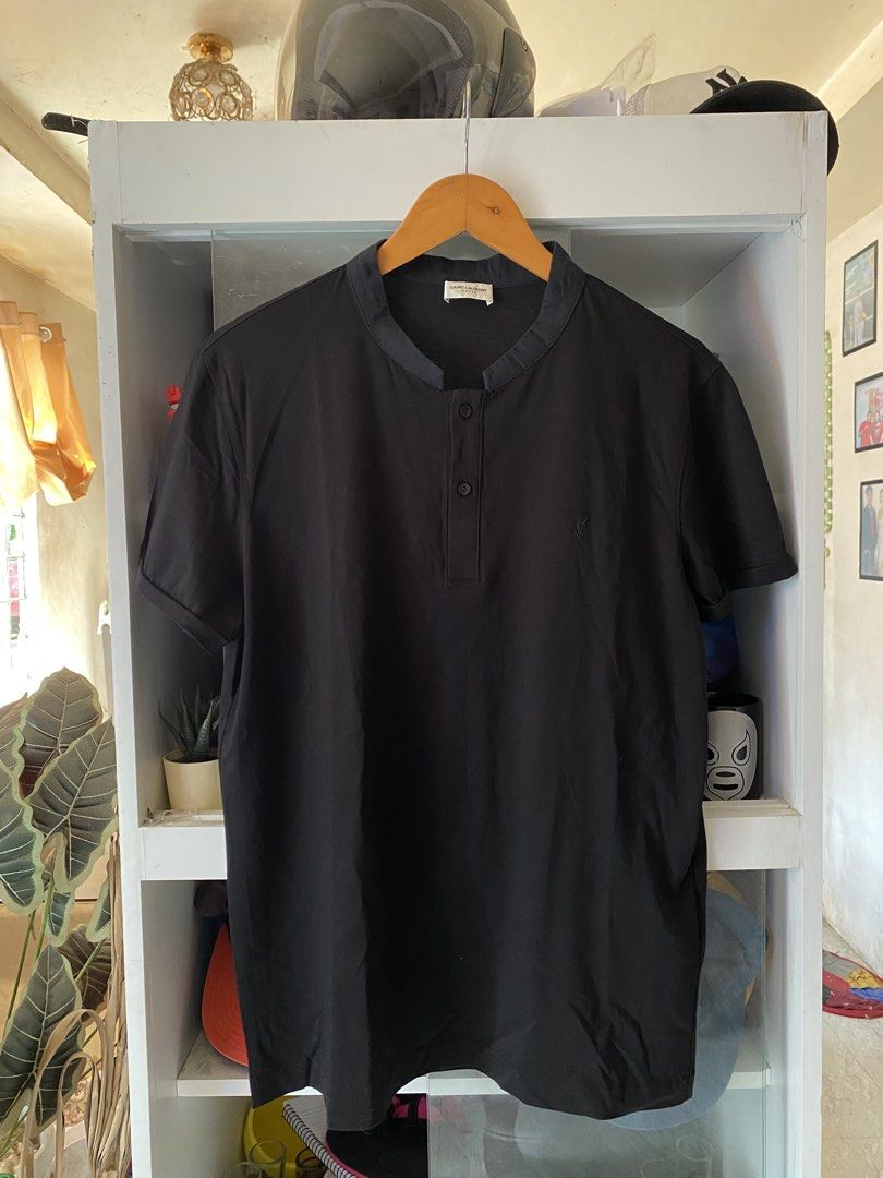 YSL SHORT SLEEVE LINEN (Category: Formal Shirts) located in Manaoag. Submitted by mangthrifttayo (Listing ID 1464195659, Image 1). Description: YSL LINEN EXCELLENT CONDITION NO ISSUE 9.7/10 overall condition .