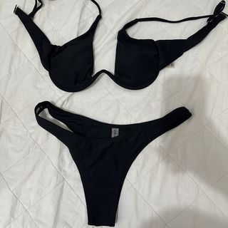 (Category: ) located in . Submitted by wevibevintage (Listing ID 1464256022, Image 1). Description: .