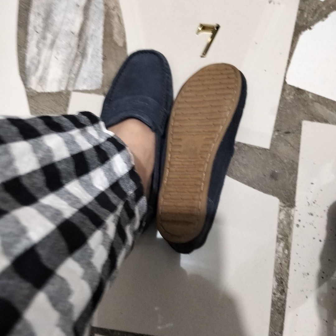 Zara (Category: Loafers) located in El Salvador. Submitted by francheskaukayukay (Listing ID 1464170510, Image 3). Description: .