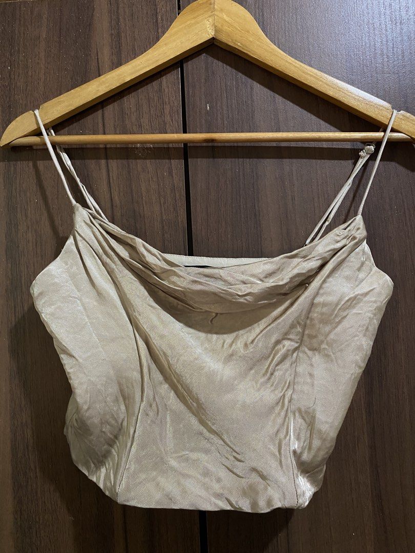 Zara Beige Cowl Neck Spaghetti Strap Crop Top (Category: Sleeveless) located in Cebu City. Submitted by mickaaay (Listing ID 1464184696, Image 1). Description: - Zara beige crop top - Cowl neck with spaghetti straps - Side zipper closure - Made in Turkey - Perfect for dressing up or down - with boning (corset type) - favv but wont fit me anymore.