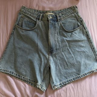 (Category: ) located in . Submitted by dyjamie (Listing ID 1464215793, Image 1). Description: .
