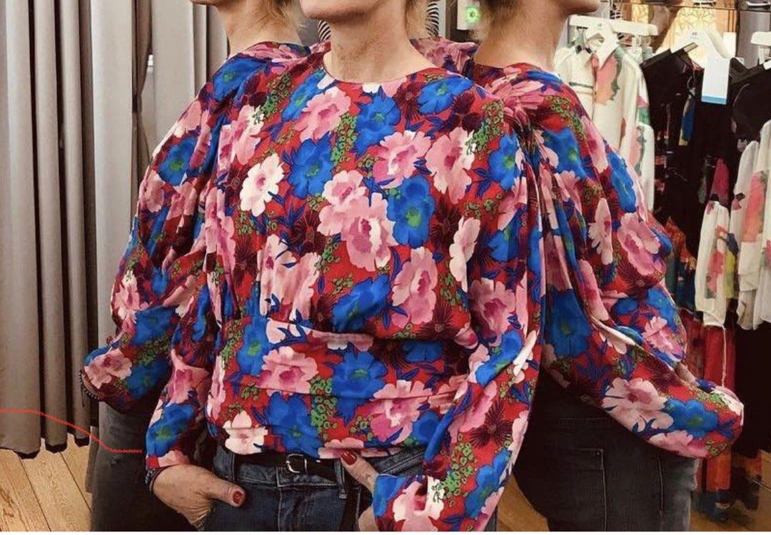 Zara Floral Top (Category: Blouses) located in Taguig. Submitted by intransitforyou (Listing ID 1464212976, Image 2). Description: .