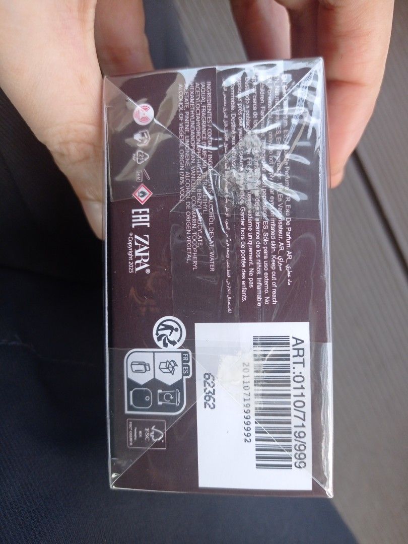 Zara Immortal Vanilla Eau de Parfum 80ml US bought (Category: Fragrance & Deodorants) located in Paranaque City. Submitted by annhua17524 (Listing ID 1464194110, Image 3). Description: - Zara Immortal Vanilla Eau de Parfum - 80ml full bottle, sealed box with tags - Notes: Seductive coconut, caramel, amber, cashmere - Leaves a mysterious, lingering impression - Made in Spain - US bought, box in pristine condition.