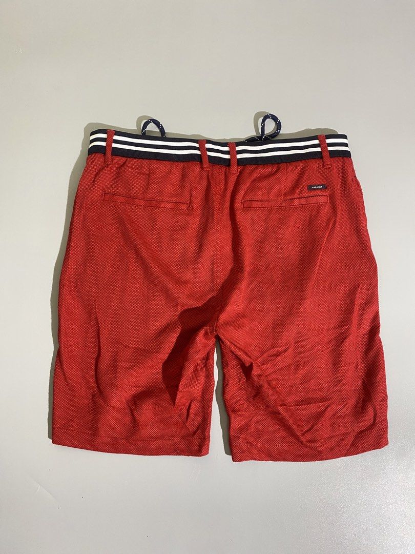 Zara Man Knitted Sweat Shorts (Category: Shorts) located in Calamba. Submitted by zeusthriftfinds (Listing ID 1464263095, Image 3). Description: Zara Man Knitted Sweat Shorts Width: 30-34 Length: 18 (Above the Knee) Leg Opening: 9 Brandnew Condition w/ Hangtags Color Rate: 10/10 Issue: None 📍Calamba, Laguna DM 📩.