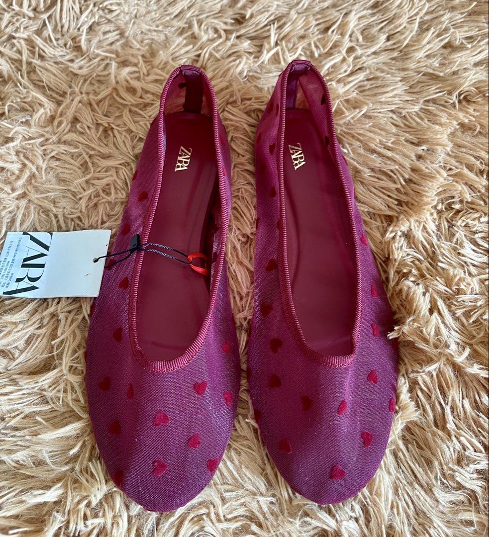 Zara Mesh Heart Ballet Flats (Category: Flats & Sandals) located in Quezon City. Submitted by donnieg-227 (Listing ID 1464273106, Image 3). Description: - Brand new Zara flats with tags attached - Cute mesh overlay with all-over heart pattern - Stylish burgundy/deep pink color - Easy slip-on style - Adds a fun touch to any outfit.