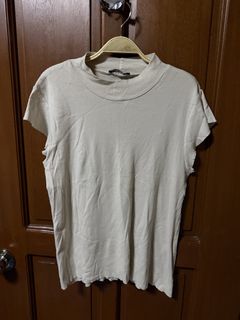 (Category: ) located in . Submitted by aprilluxcloset0812 (Listing ID 1464289157, Image 1). Description: .
