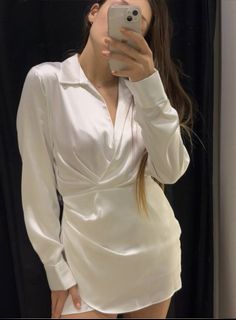 (Category: ) located in . Submitted by studio.reloved_22 (Listing ID 1464171084, Image 1). Description: .