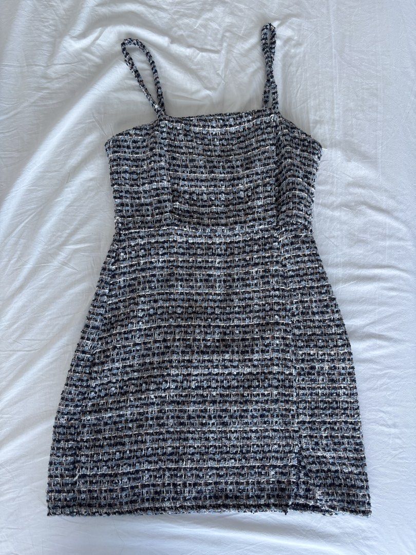 Zara Tweed Dress (Category: Dresses) located in Manila. Submitted by smnthsy (Listing ID 1464209295, Image 1). Description: .