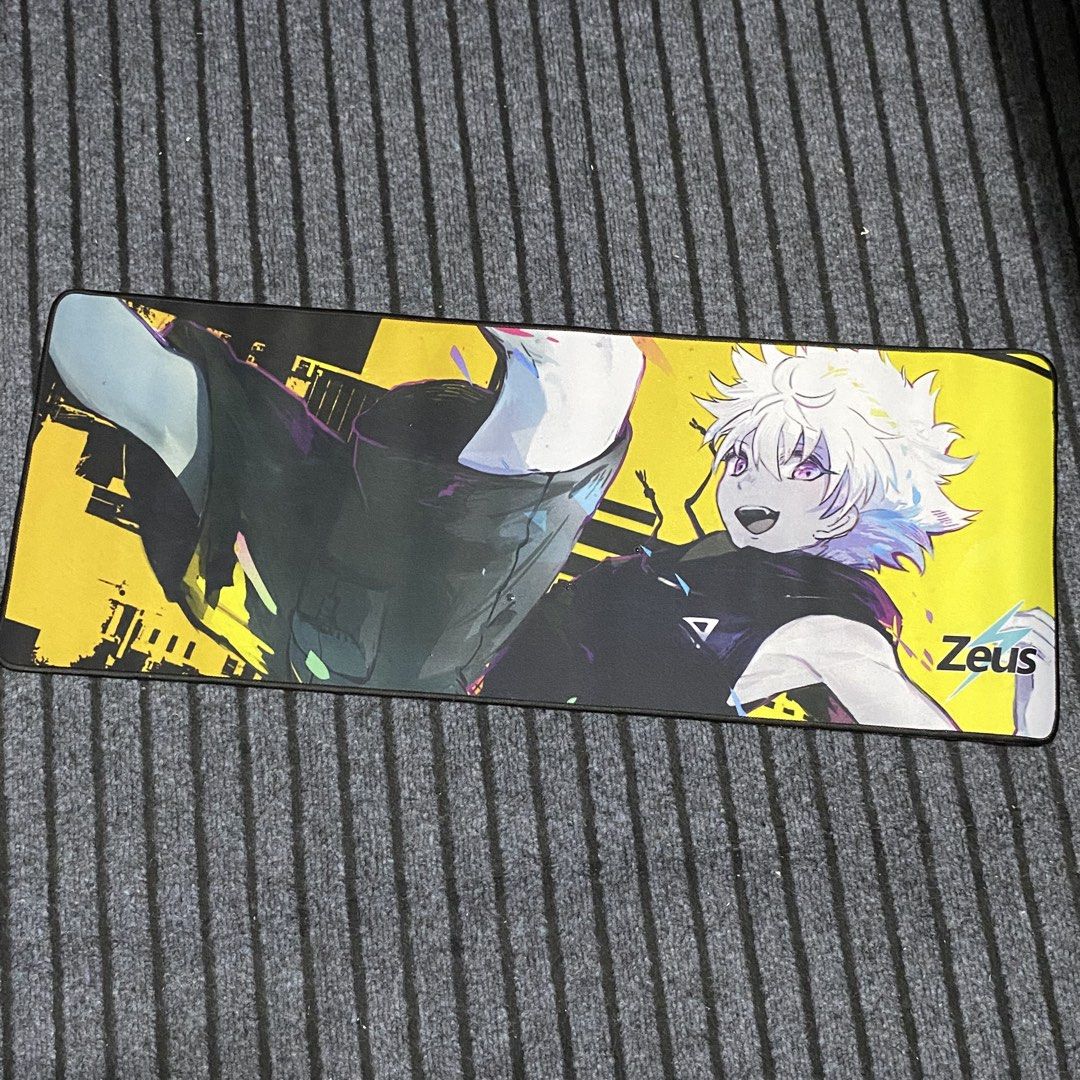 Zeus EXTRA LARGE Mousepad Around 20"+ Mouse Pad (Category: Mouse & Mousepads) located in San Mateo. Submitted by sellstuffs_mnl (Listing ID 1464248423, Image 1). Description: Brandnew.