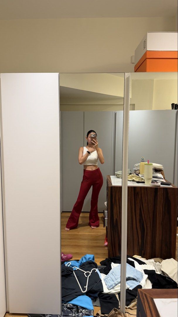 Zoo Label red flared pants size XS (Category: Other Bottoms) located in Cagayan de Oro. Submitted by alexamc_ (Listing ID 1464199826, Image 1). Description: .