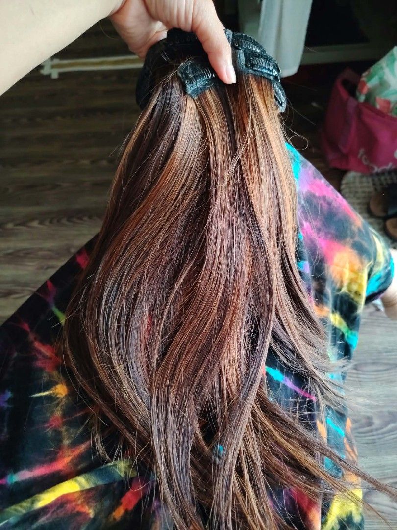 100% Human hair extension (Clip on) (Category: Hair Accessories) located in Mandaluyong City. Submitted by needs99 (Listing ID 1463739204, Image 1). Description: 4clips 2pcs 3clips 1pc 2clips 3pcs 6panels/ Makapal 🩷 18inches/ Makapal Imus/Malate location PHP 5,500.