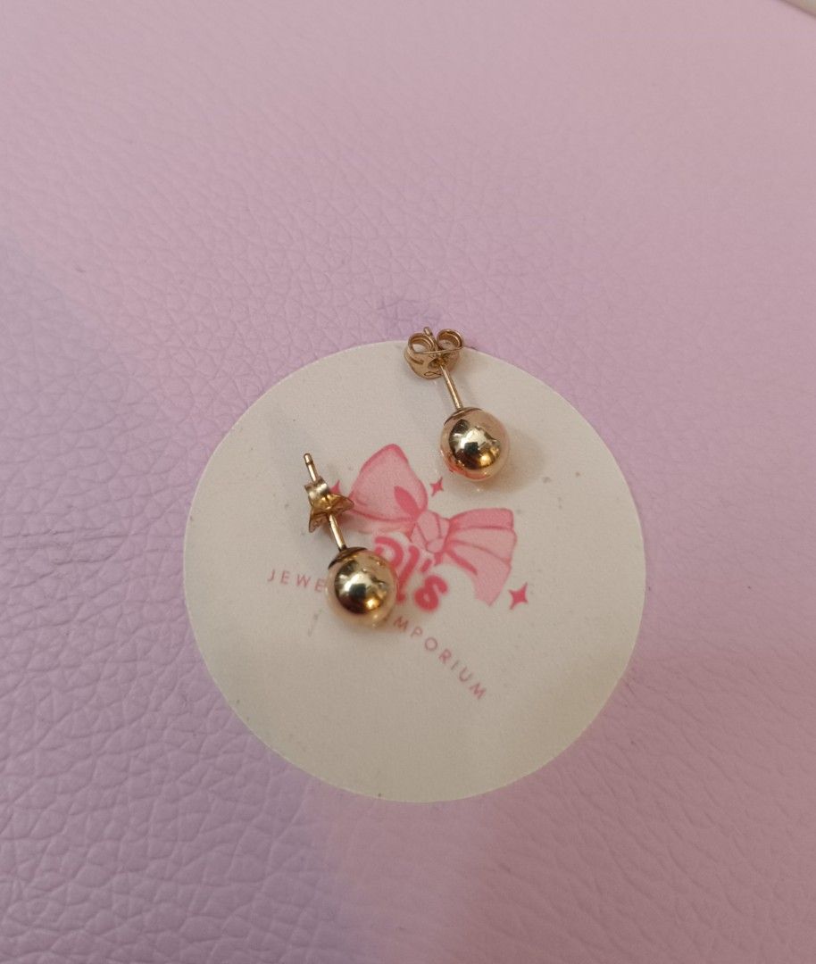 1/20GF 12k Ball stud earrings (Category: Earrings) located in General Mariano Alvarez. Submitted by plsjewelryemporium (Listing ID 1464374855, Image 3). Description: 1/20GF 12k Gold ball earrings (5% Real gold content) 6mm size lifetime use but not pawnable real rolled gold PHP 1,500 + SF price is firm MOP: Gcash MOD: J&t express and lalamove NO COD/COP.