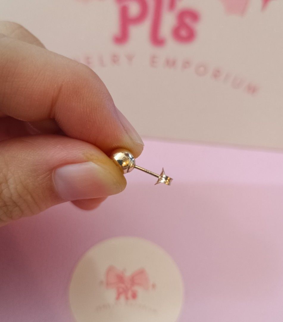 1/20GF 12k Ball stud earrings (Category: Earrings) located in General Mariano Alvarez. Submitted by plsjewelryemporium (Listing ID 1464374855, Image 2). Description: 1/20GF 12k Gold ball earrings (5% Real gold content) 6mm size lifetime use but not pawnable real rolled gold PHP 1,500 + SF price is firm MOP: Gcash MOD: J&t express and lalamove NO COD/COP.