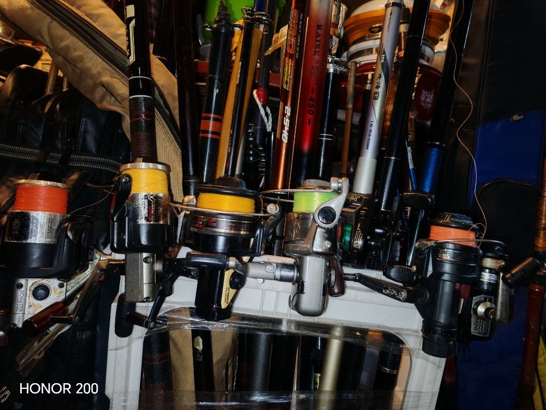 1800 rod w/reel (Category: Fishing) located in Manila. Submitted by mariceloch01539 (Listing ID 1464468214, Image 1). Description: .