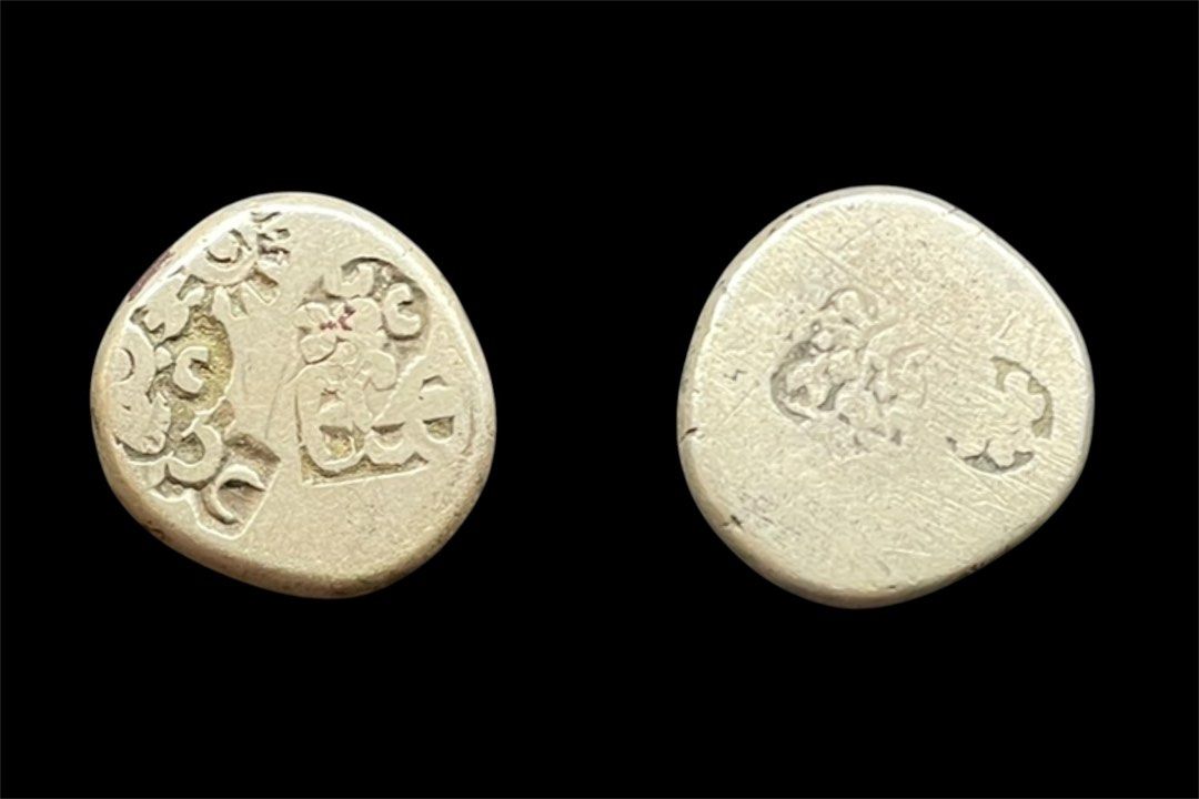 285-180BC SILVER 1 KARSHAPANA(ANCIENT INDIA) (Category: Currency) located in Roxas. Submitted by hobbyisthub (Listing ID 1464438876, Image 1). Description: ONLY 1 AVAILABLE CROSS-POSTED SHIPS 1-2 DAYS, ADD SF GCASH PAYMENT PLS DO YOUR OWN GRADING BEFORE PURCHASING PM SELLER FOR ANY QUERIES THANK YOU!.
