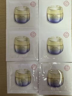 （分類：）位於 。 由 hello.fion 提交（商品編號 1464501821，圖片 1）。簡介： 。