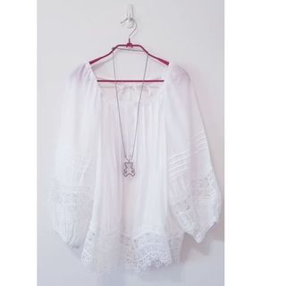 由 clothequeen (刊登 ID 1464420335，圖片 1) 提交，位於 的 (類別：)，說明：。