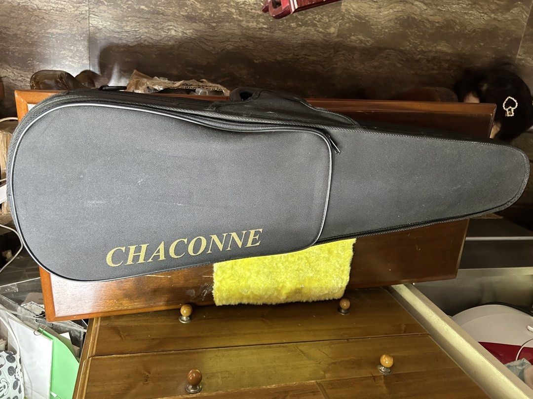 3/4 Chaconne by Shimro Violin with Case (Category: Musical Instruments) located in Caloocan City. Submitted by guitara1822 (Listing ID 1464364405, Image 2). Description: Construction: The label specifies “Solid top and back” and “Specially Handmade”, meaning the instrument features a hand-carved, solid spruce top plate and solid maple back plate - Comes with a hard case and bow - Perfect for beginner or intermediate players - Sold as is; please c