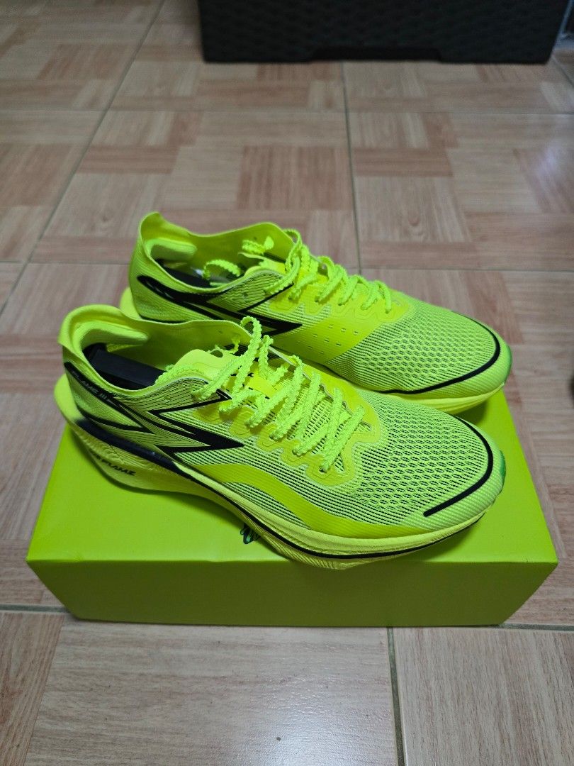 361 Degrees Running Shoes - Neon Yellow (Category: Sneakers) located in Cebu City. Submitted by chebooom (Listing ID 1464513559, Image 2). Description: Selling my 361 Degrees Flame 3.0 running shoes. Good as new only used once for a 3km run. Complete with box and this is Mens size 9. Can do meet ups in Cebu City depending on availability and schedule. Can also do shipping via Lalamove or LBC if outside Cebu. PM for more inquiries. Thank you..