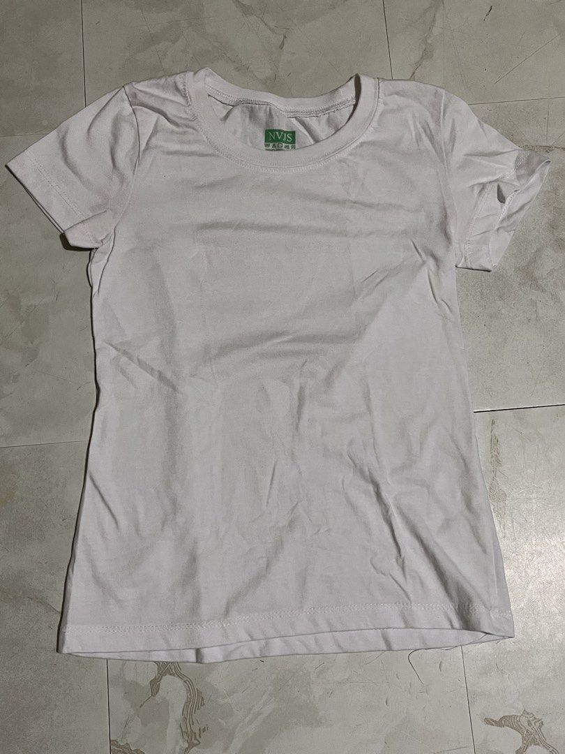 5 PIECES WHITE TOPS BUNDLE (Category: Shirts) located in Valenzuela. Submitted by saebiii01 (Listing ID 1464462592, Image 2). Description: 5 PIECES BUNDLE PF WHITE TOPS see attached photos for the tops included.