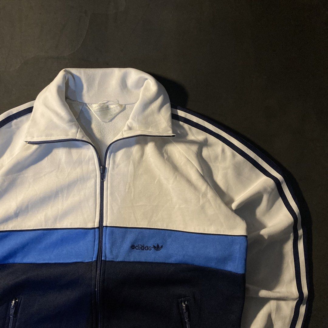 80’s VNTG ADIDAS TRACK JACKET (Category: Coats, Jackets and Outerwear) located in San Pablo. Submitted by 3tresfinds (Listing ID 1464485560, Image 3). Description: .