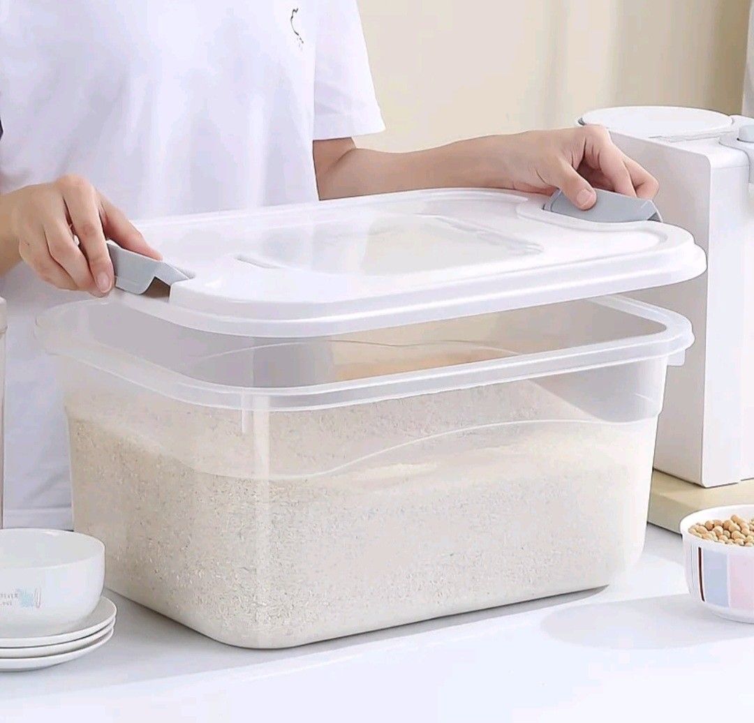 8L Durable Plastic Rice Storage (Category: Food Organization & Storage) located in Manila. Submitted by jossie_864 (Listing ID 1464536152, Image 2). Description: 8L Durable Rice Storage.