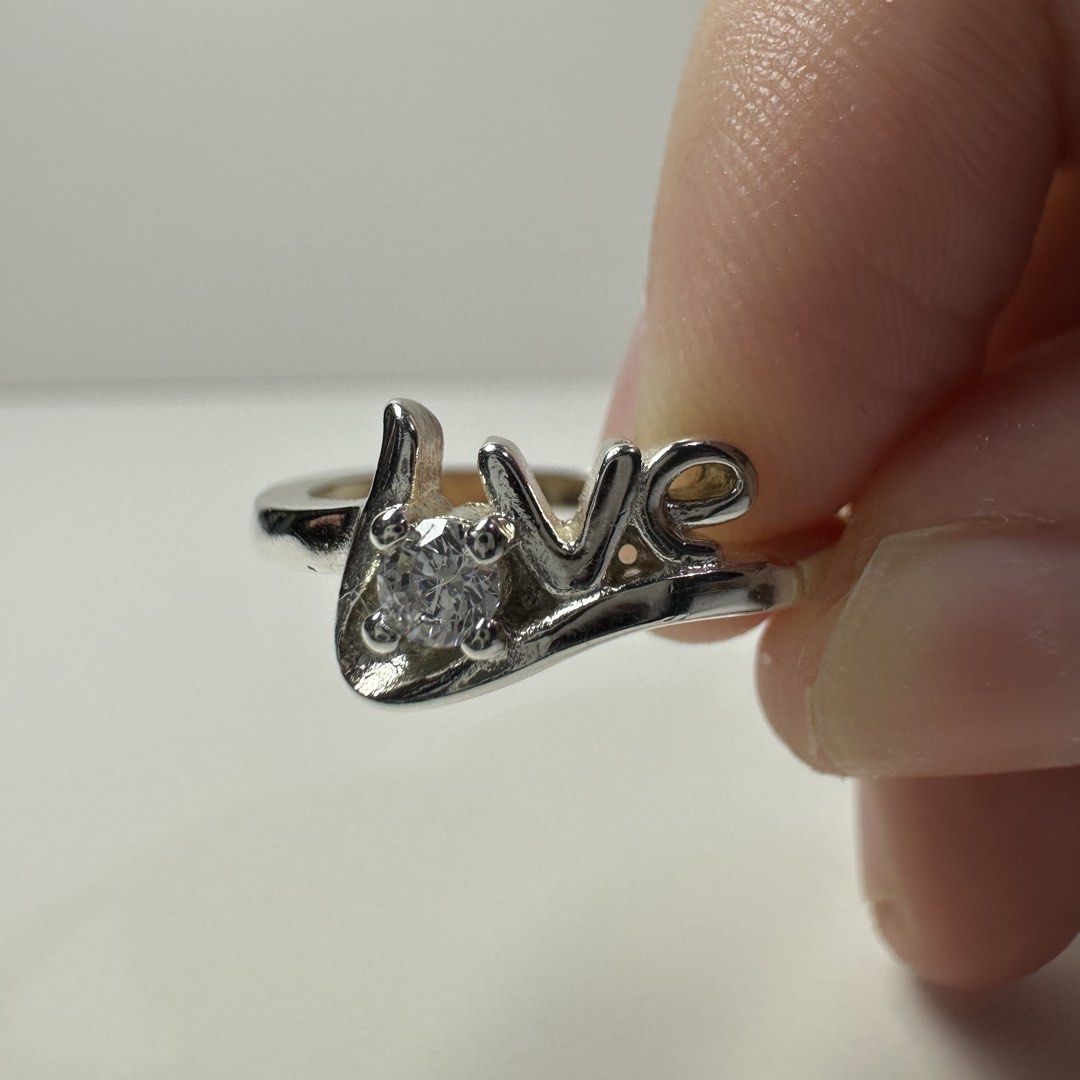 925 silver love ring 2.2g (Category: Rings) located in Pakil. Submitted by primrosehearts (Listing ID 1464525929, Image 2). Description: authentic 925 italy silver with stamping hypoallergenic size: 5.5 grams: 2.2g.