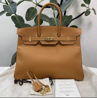 （分類：）位於 。 由 bellize.luxury 提交（商品編號 1464426126，圖片 1）。簡介： 。