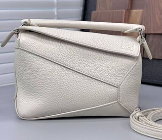(Category: ) located in . Submitted by millenlavish_outlet (Listing ID 1464404652, Image 1). Description: .