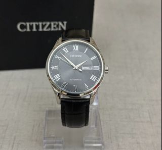 (Category: ) located in . Submitted by vintagewatches39 (Listing ID 1464429098, Image 1). Description: .