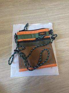 （分類：）位於 。 由 anglau 提交（商品編號 1464435155，圖片 1）。簡介： 。