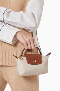 （分類：）位於 。 由 852.outlet 提交（商品編號 1464525402，圖片 1）。簡介： 。