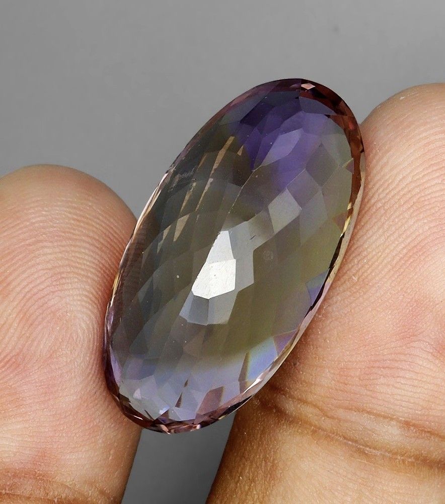 💯 Natural AMETRINE loose (Category: Precious Stones) located in Kawit. Submitted by authentic_gemstones_byalton (Listing ID 1464566480, Image 2). Description: AVAILABLE ❗ 💯 NATURAL AMETRINE LOOSE ▪️27 carats ▪️27.0x14.0x11.0(mm) dimension ▪️Oval faceted cut ▪️VVS (clarity) ▪️Unheated/untreated ▪️7.0 (hardness) ▪️(Brazil) origin ▪️100% brand new item PRICE: only 5,900 php #ametrine #gemstones #AuthenticGemstonesbyALTON.