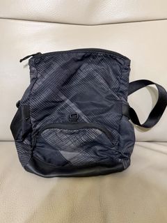 （分類：）位於 。 由 jc_archive 提交（商品編號 1464493668，圖片 1）。簡介： 。