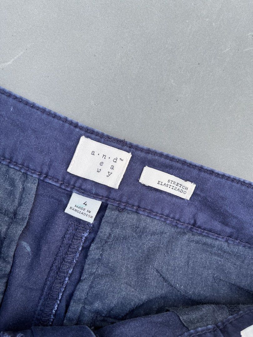 A NEW DAY WALK SHORT (Category: Shorts) located in Quezon City. Submitted by kentstuff (Listing ID 1464426911, Image 2). Description: A NEW DAY Waist: 30-32 Length: 15 Leg Hole: 11.5 Condition: Excellent CR: 9.8/10 Issue: ❌.