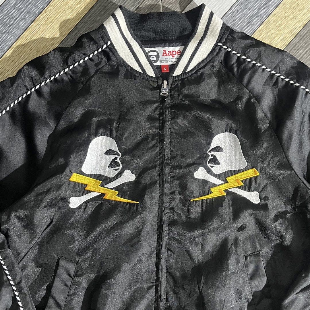 AAPE By A Bathing Ape Sukajan Type Jacket (Category: Coats, Jackets and Outerwear) located in Daraga. Submitted by th3cliquejunks (Listing ID 1464491994, Image 3). Description: AAPE By A Bathing Ape Sukajan Type Jacket Tagged Size: Small Condition: 9.5/10 Issue: Check last pic. tiny hole on sleeve. Unnoticeable flaw Measurement: Pit to pit: 20” Length: 25” - 2,480 Dm! .