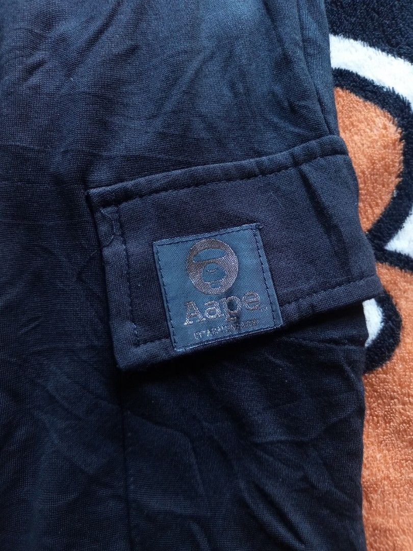 Aape Jogger Pants (Category: Joggers) located in Castilla. Submitted by stignapamorma (Listing ID 1464460276, Image 3). Description: Branded Thrifted Jogger Pants Size - 28-31x37 Condition - Excellent Color Rate - 9/10 Issue - None Price - 500+SF.