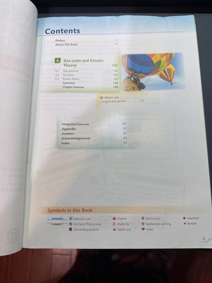 Active Physics 1B for HKDSE Pearson Textbook （分類：教科書）位於 Hong Kong。 由 shirechan 提交（商品編號 1464405506，圖片 2）。簡介： No marking. Active Physics 1B textbook for HKDSE. Covers gases and kinetic theory, including Charles' Law. Published by Pearson. Great for students studying the HKDSE Physics curriculum. Contains exercises and explanations.。