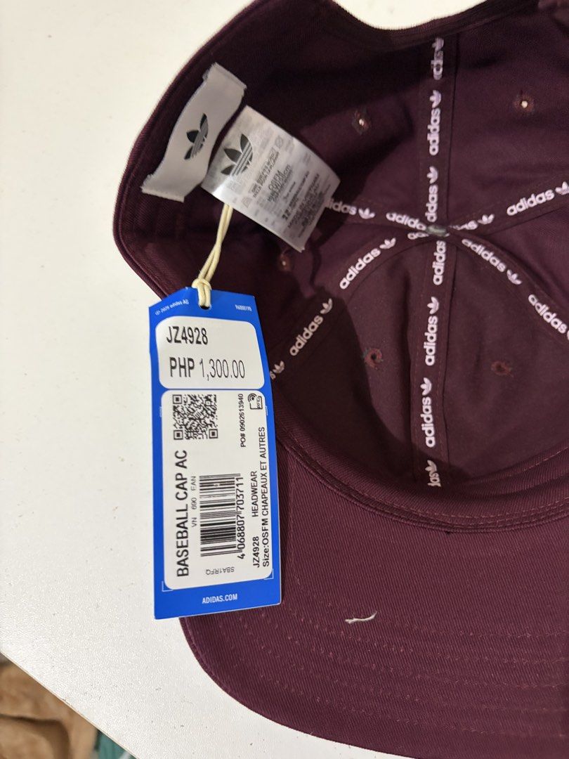 Adidas Baseball Cap Maroon Original (Category: Caps & Hats) located in Lucena. Submitted by minimal_decluttering (Listing ID 1464511415, Image 2). Description: Onhand Brandnew .