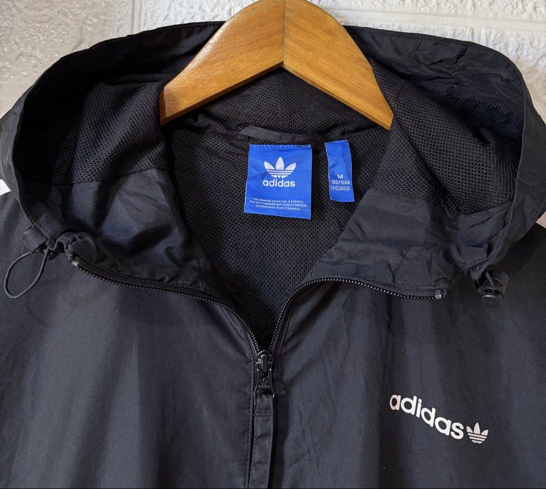 ADIDAS CHALLENGER 84 WINDBREAKER JACKET (Category: Coats, Jackets and Outerwear) located in Baguio. Submitted by kds_stuffs (Listing ID 1464502792, Image 3). Description: Mine: 650 📍AD1D4S challenger 84 windbreaker jacket 😍 Size: L-XL Dimension: 29L x 23.5W Color rate: 9/10 Issue: ❌ Excellent condition Need wash Gandara neto 💗.