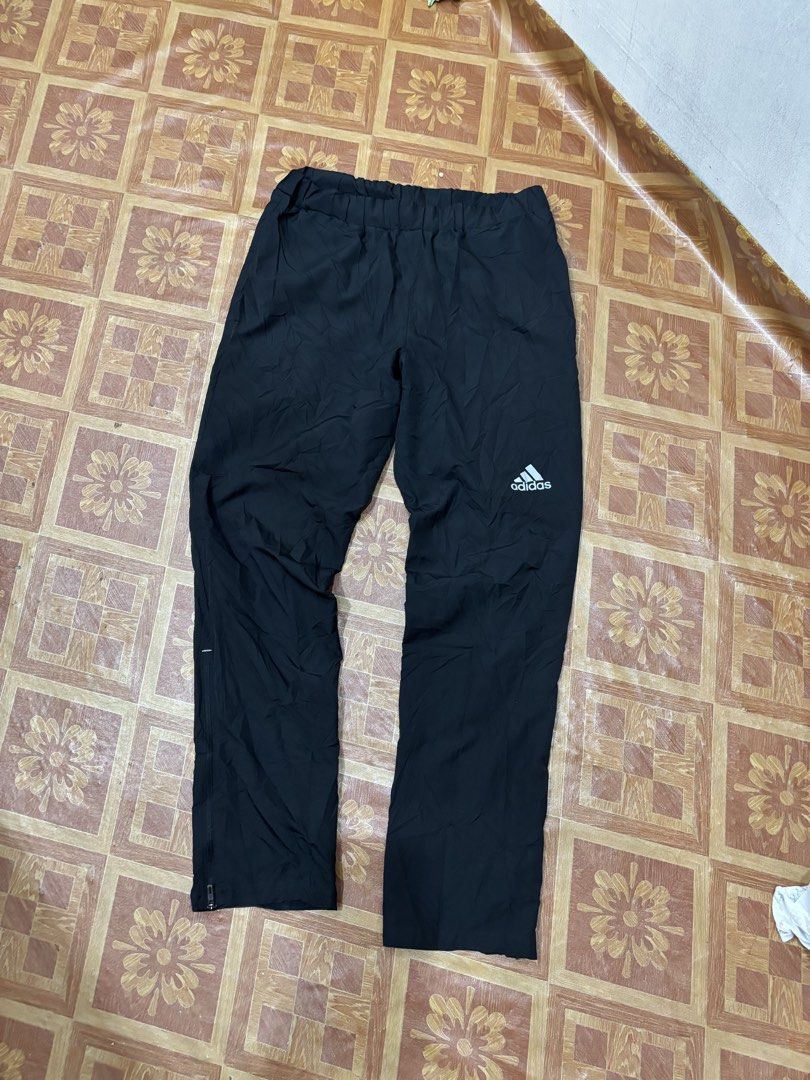 Adidas Climalite Black Track Pants Size 100 (Category: Joggers) located in Manila. Submitted by noribrahim.20 (Listing ID 1464507240, Image 1). Description: - Black Adidas track pants - Climalite material for breathability - Elastic waistband with drawstring - Zippers at the ankle - Made in Indonesia - Size 100 Issue See last picture .