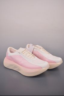 (Category: ) located in . Submitted by outletshoes (Listing ID 1464410592, Image 1). Description: .